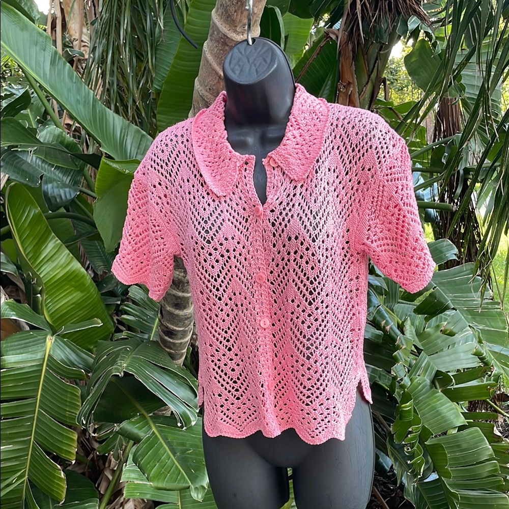 H&M crochet lace knit top or cardigan with polo style collar